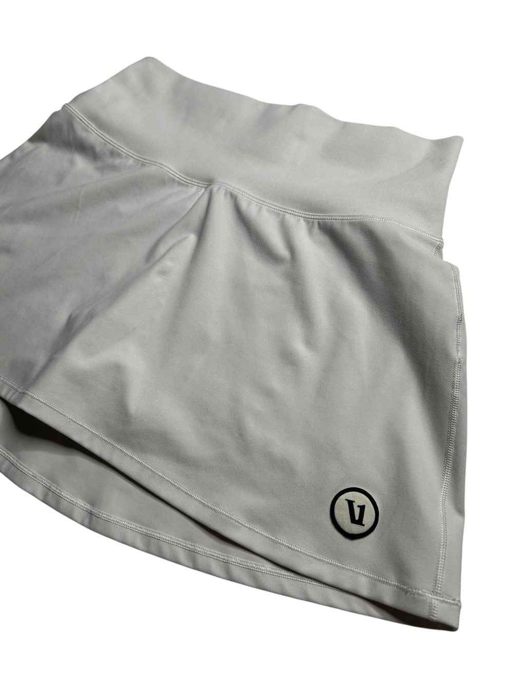 Vuori Women's Volley Skirt White Size Small Athletic Tennis Skort - Picture 3 of 12